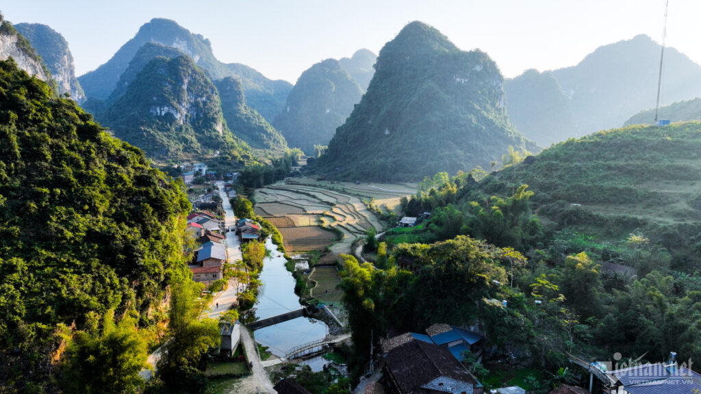 Thac Ban Gioc Cao Bang Vietnam Travel Guide