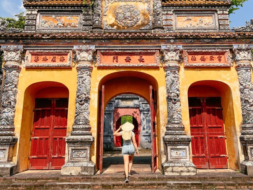 Ho Chi Minh Trail Travel Guide